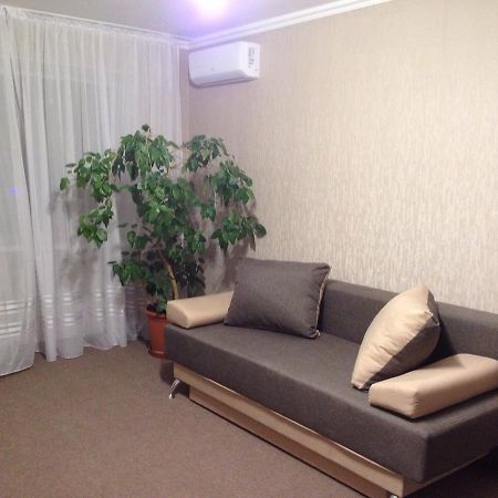קייב Apartment On Bohdana Gavrilishina Kpi מראה חיצוני תמונה