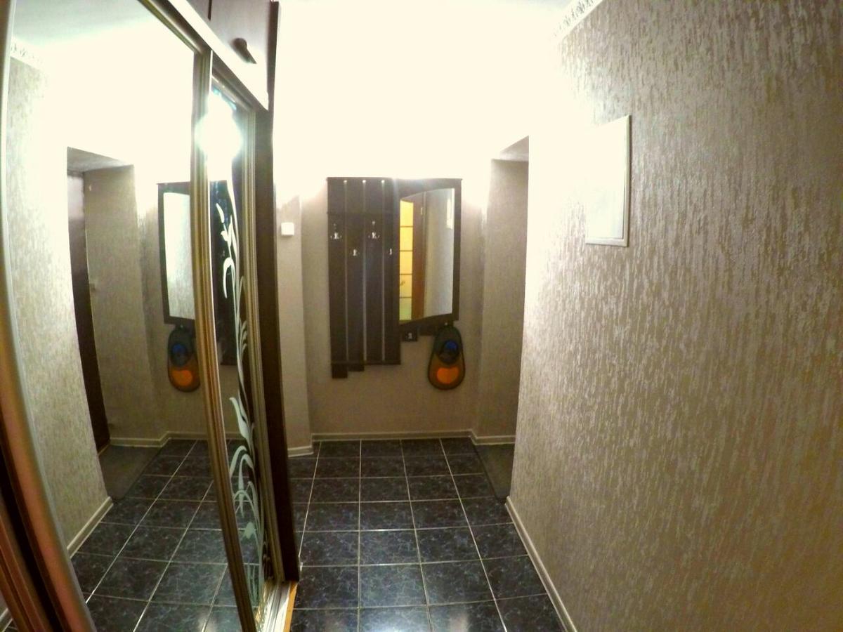 קייב Apartment On Bohdana Gavrilishina Kpi מראה חיצוני תמונה